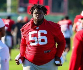 kaiyun sports-外媒：NFL历史最重球员戴斯蒙德-沃森被坦帕湾海盗队裁掉
